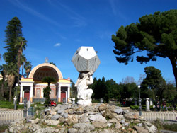 Fontana con Atlante e Dodecaedro