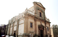 Chiesa di San Michele: veduta prospettica della facciata dalla piazza Noceto